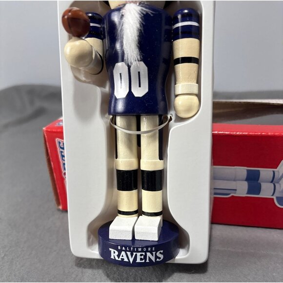 NFL Sports Collectors Nutcracker Baltimore Ravens Football Player Figurine 7" 19 - Picture 2 of 12